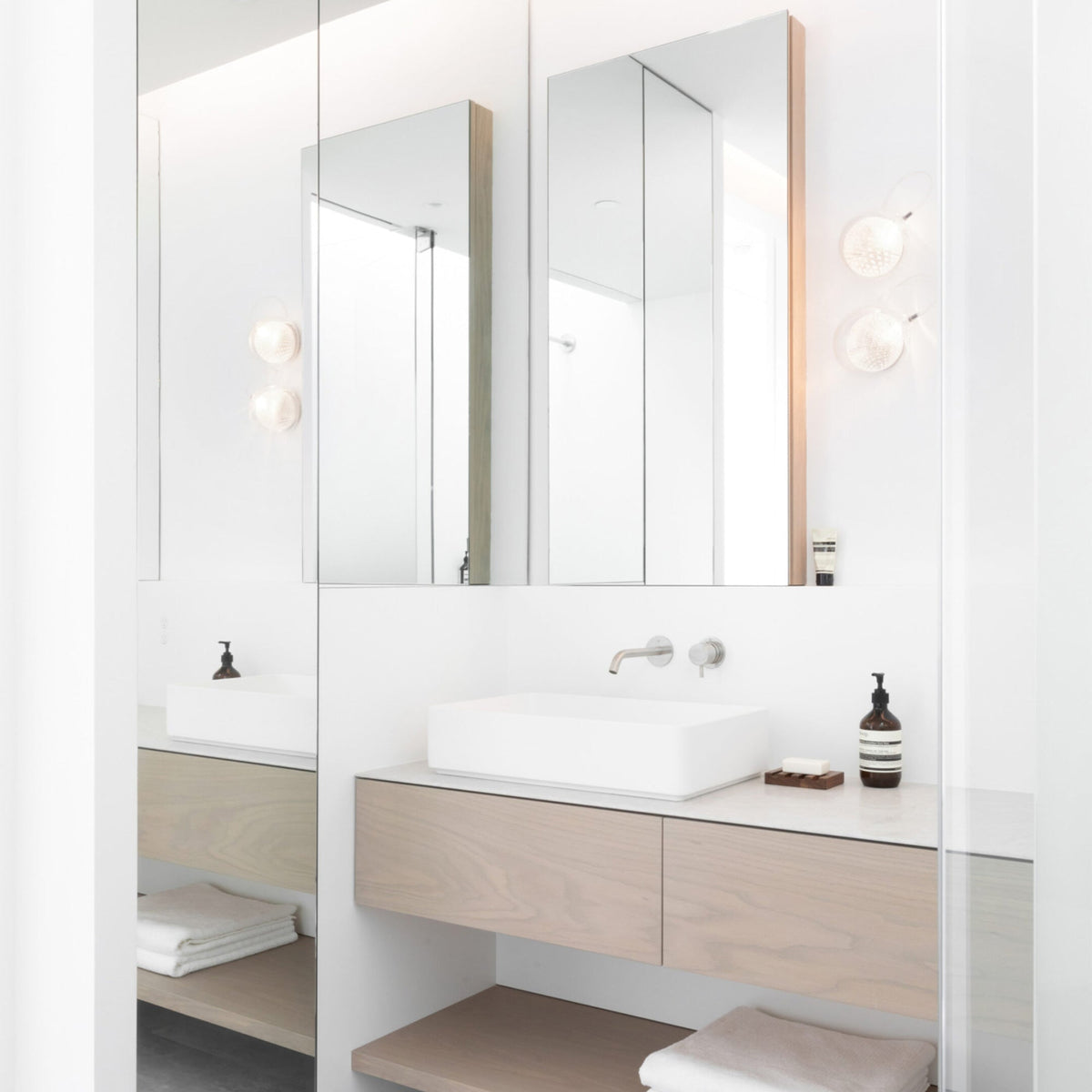 Candeeiro de parede Sostor premium, de estilo nórdico e artístico, em vidro e metal