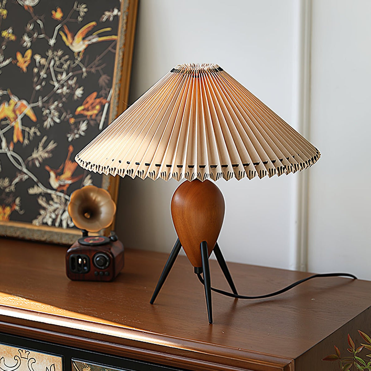 Candeeiro de mesa retro Elyse em madeira e tecido