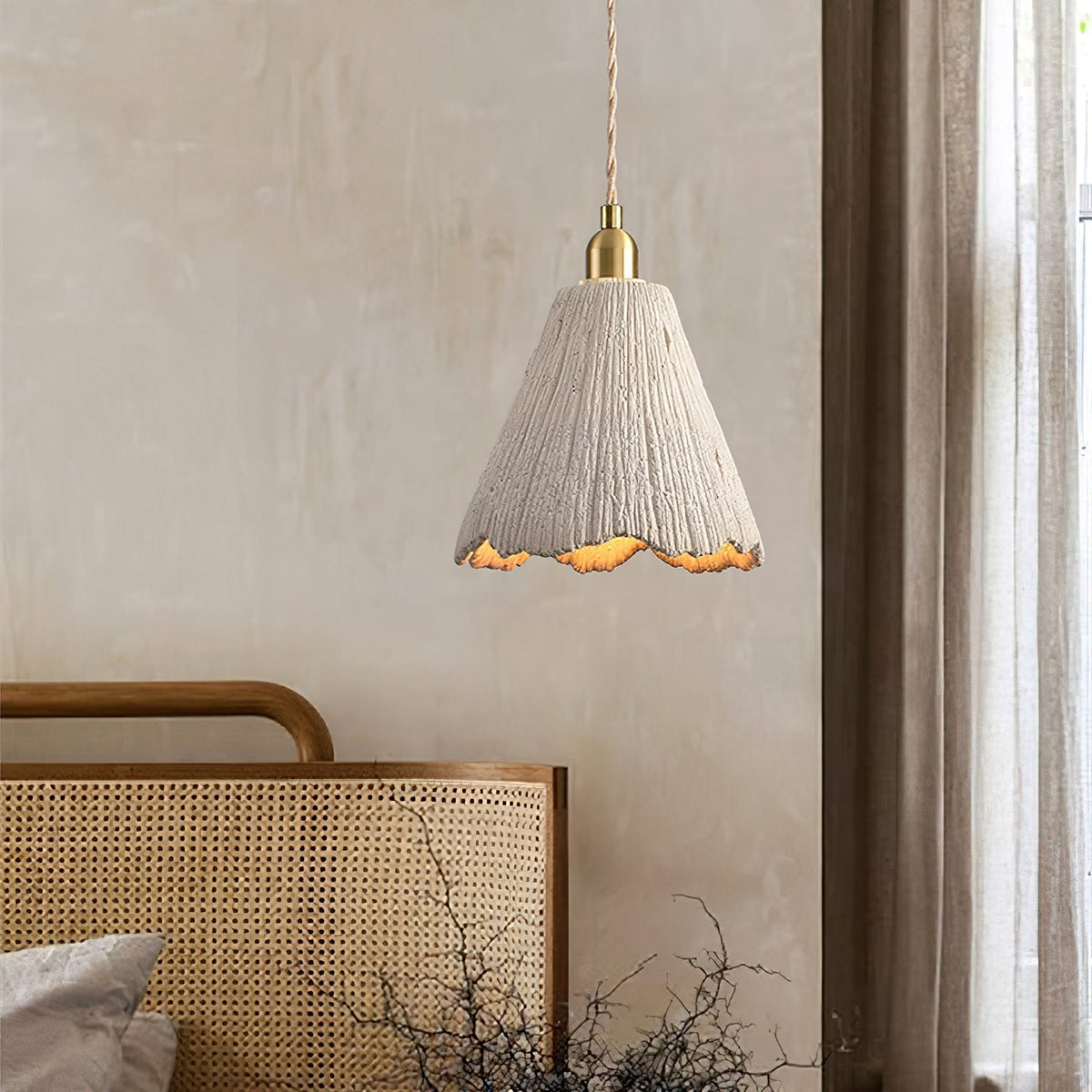 Kirae texturerade pendellampor i cement