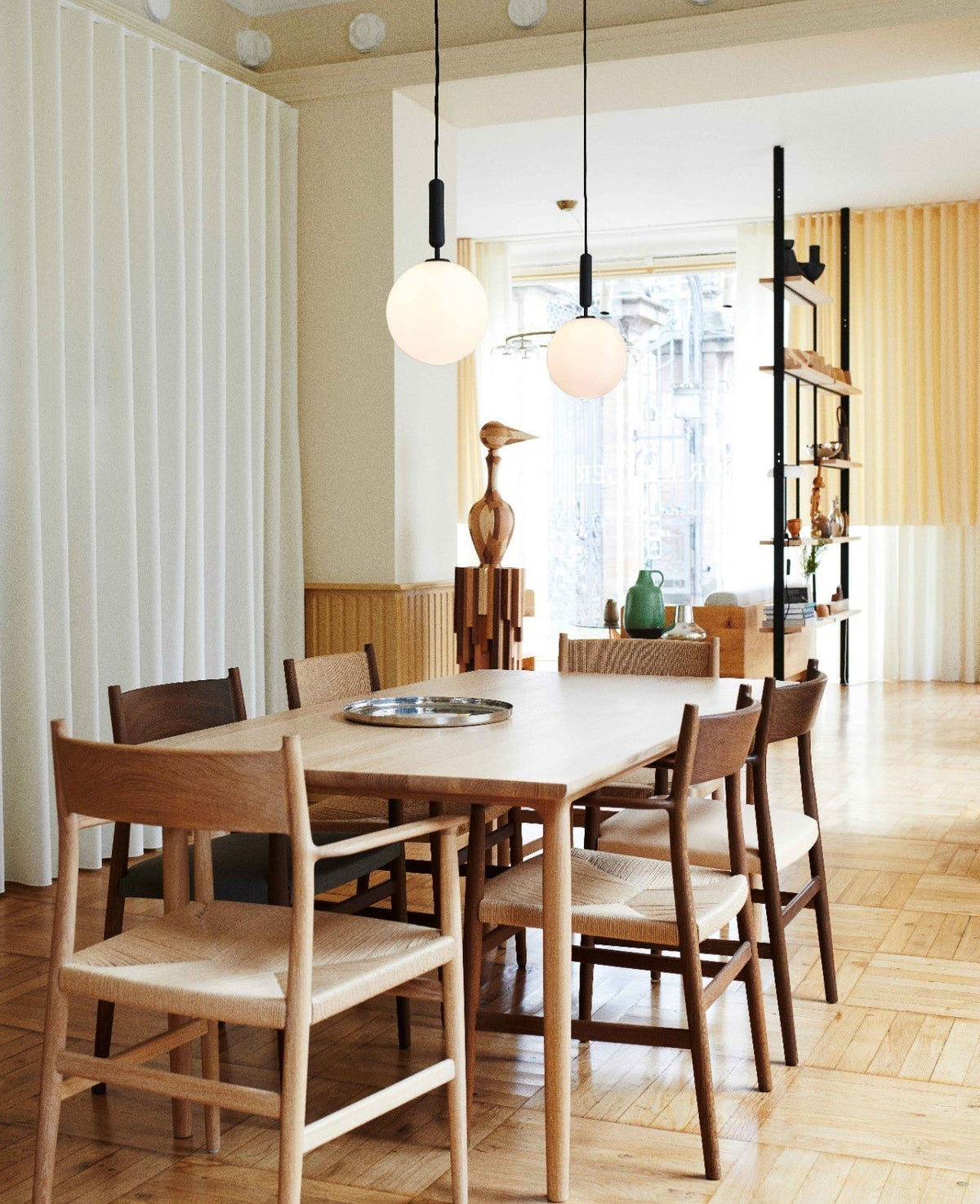 Teloza teollistyylinen messinkiriippuvalaisin