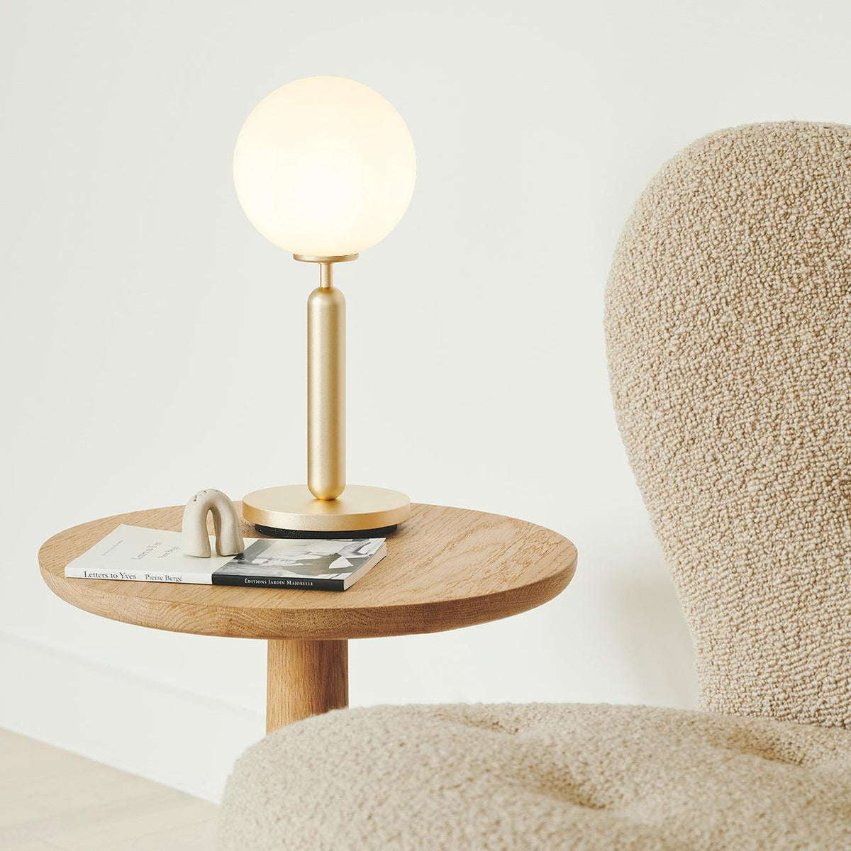 Eirelielle minimalistisk bordlampe i glas