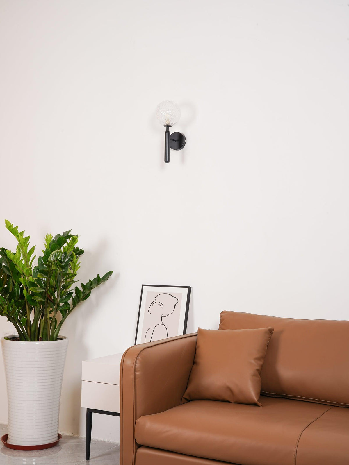 Candeeiro de parede moderno e minimalista em latão Culorara