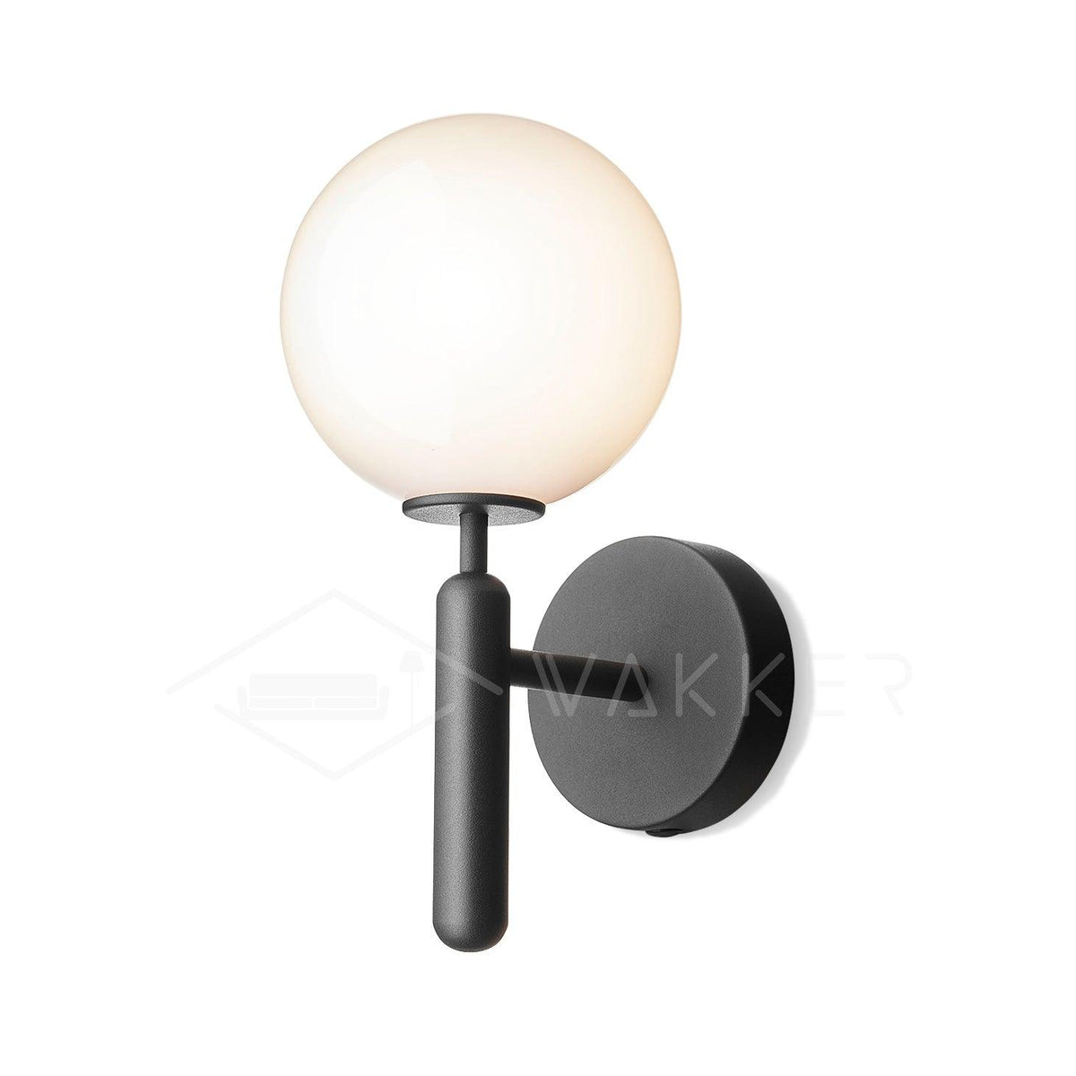 Kynlo vägglampa med stickpropp och glasklot, nordisk
