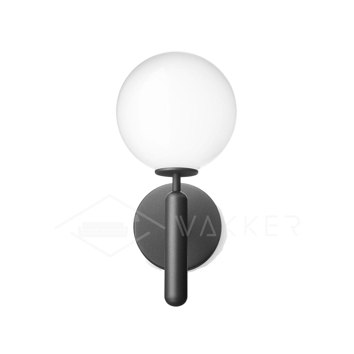Kynlo vägglampa med stickpropp och glasklot, nordisk