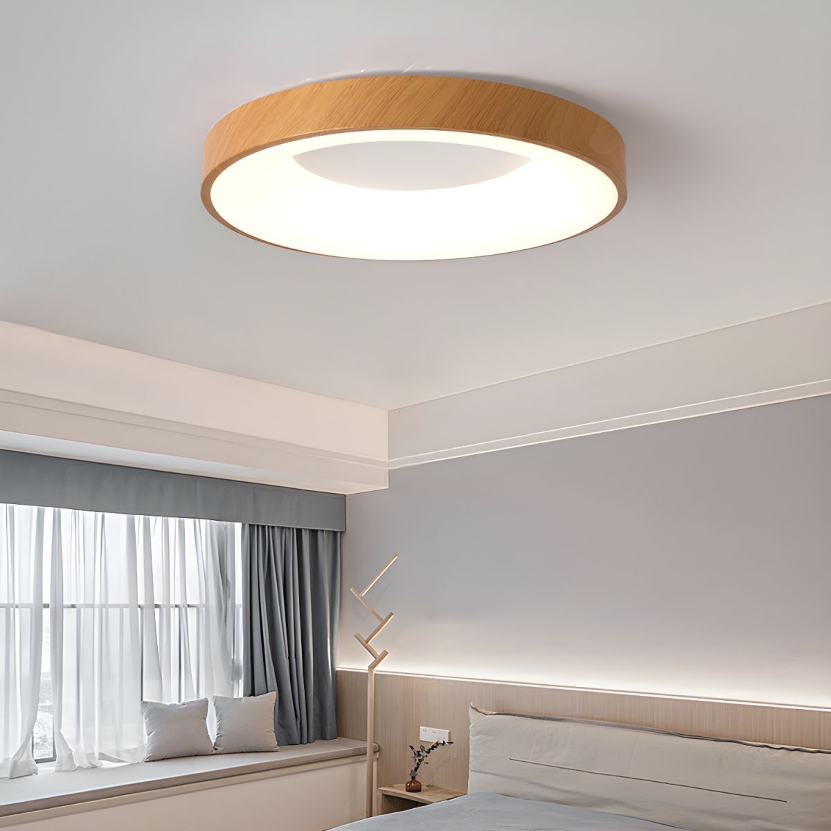 Javlen Modern Minimalist Round Wood Flush Mount Ceiling Lamp