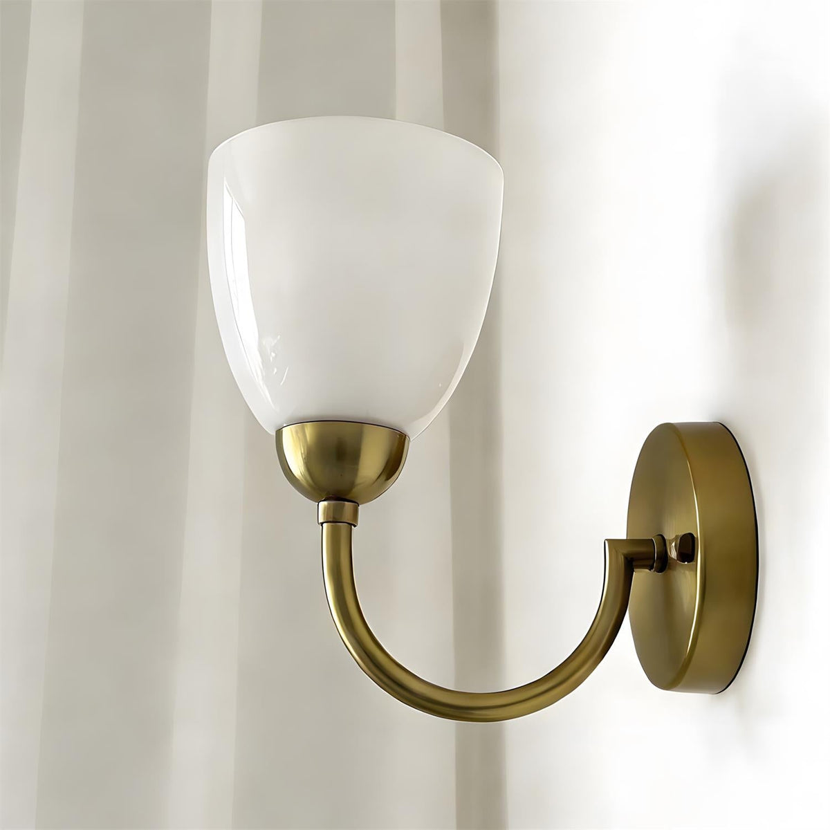 Teriarette Wall Lamp