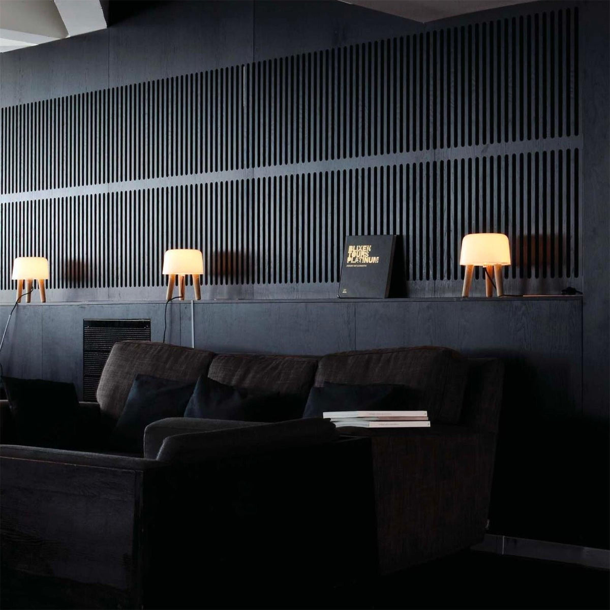 Velanaine Table Lamp