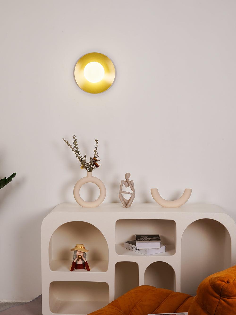 Elem modern minimalistisk rund vägglampa i konstglas och mässing