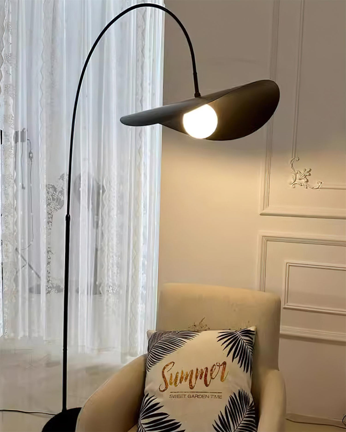 Sorarella-gulvlampe