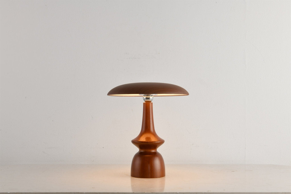 Orbis Vintage -puupöytävalaisin