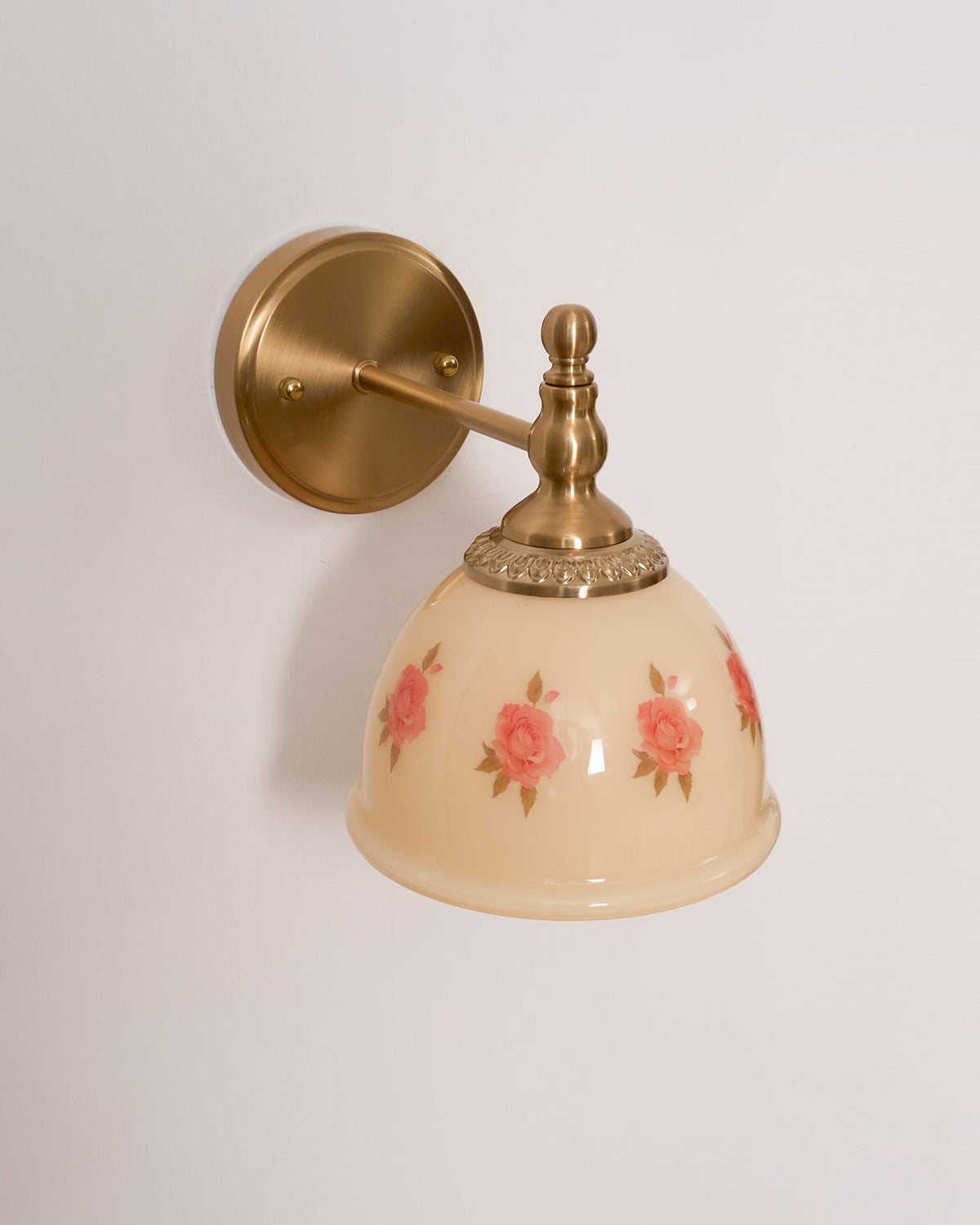 Mishya-kukkaseinävalaisin
