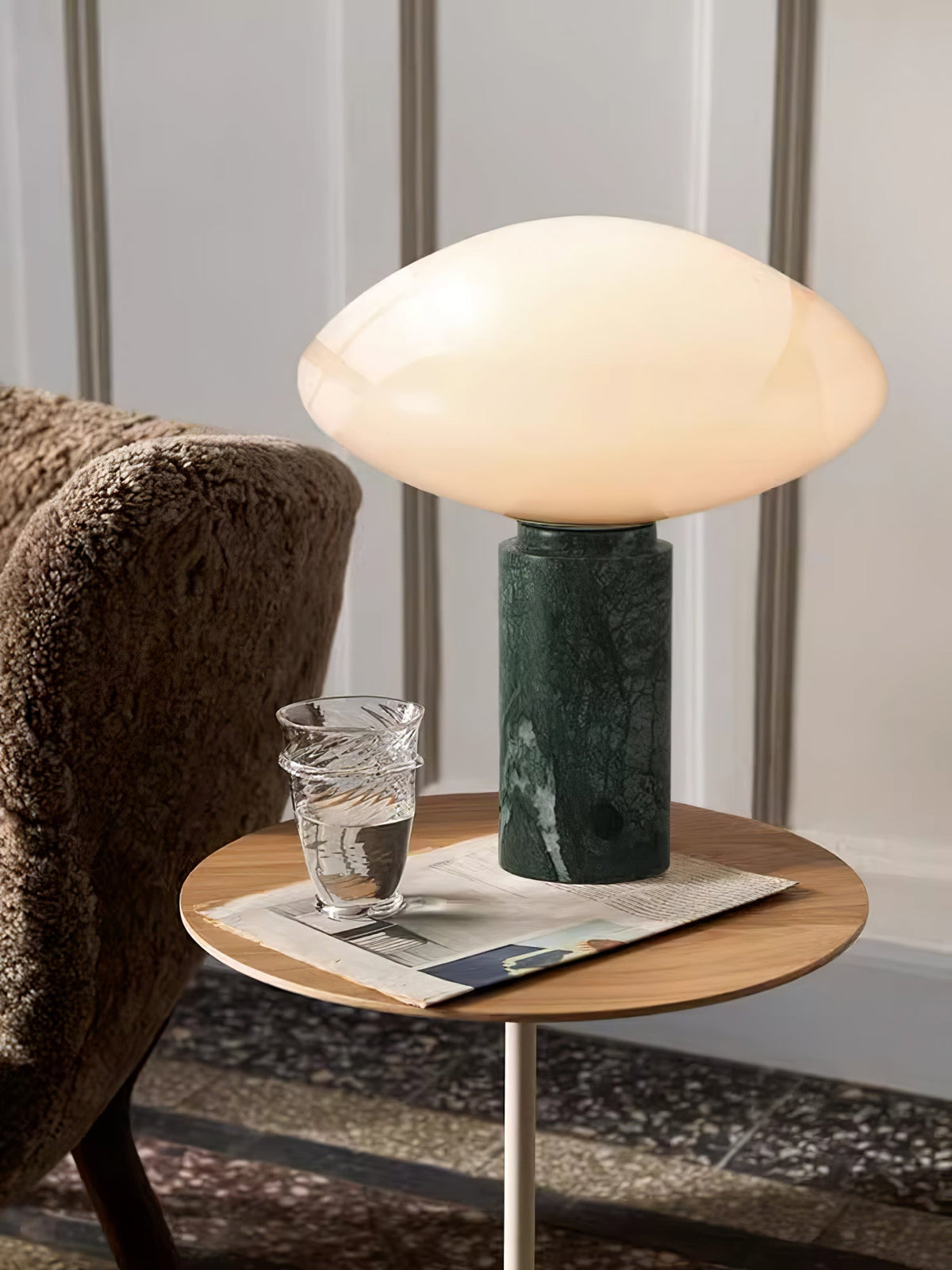 Lioralira Bordslampa med glasskärm och bas i grön marmor