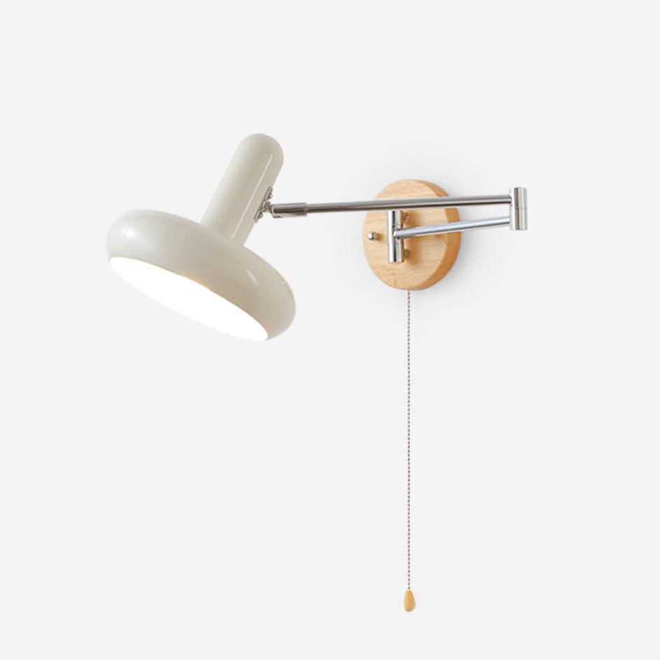 Vägglampa med svängbar arm, rundad skärm och dragkedja, modern retrostil
