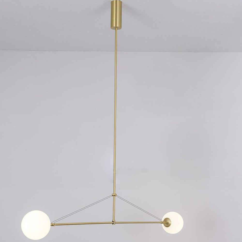 Candelabro Viraiseon móvel, preto e minimalista