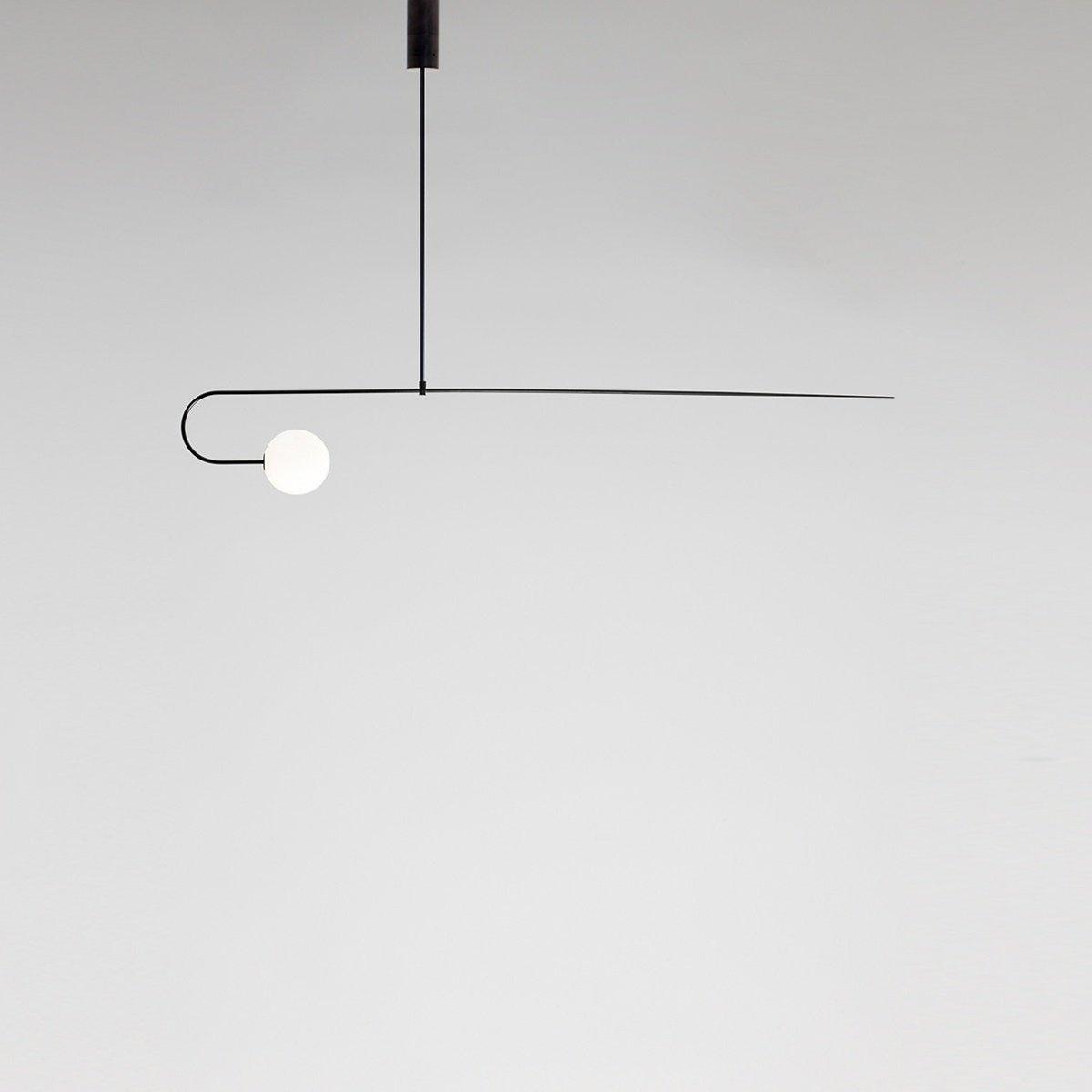 Candelabro Viraiseon móvel, preto e minimalista