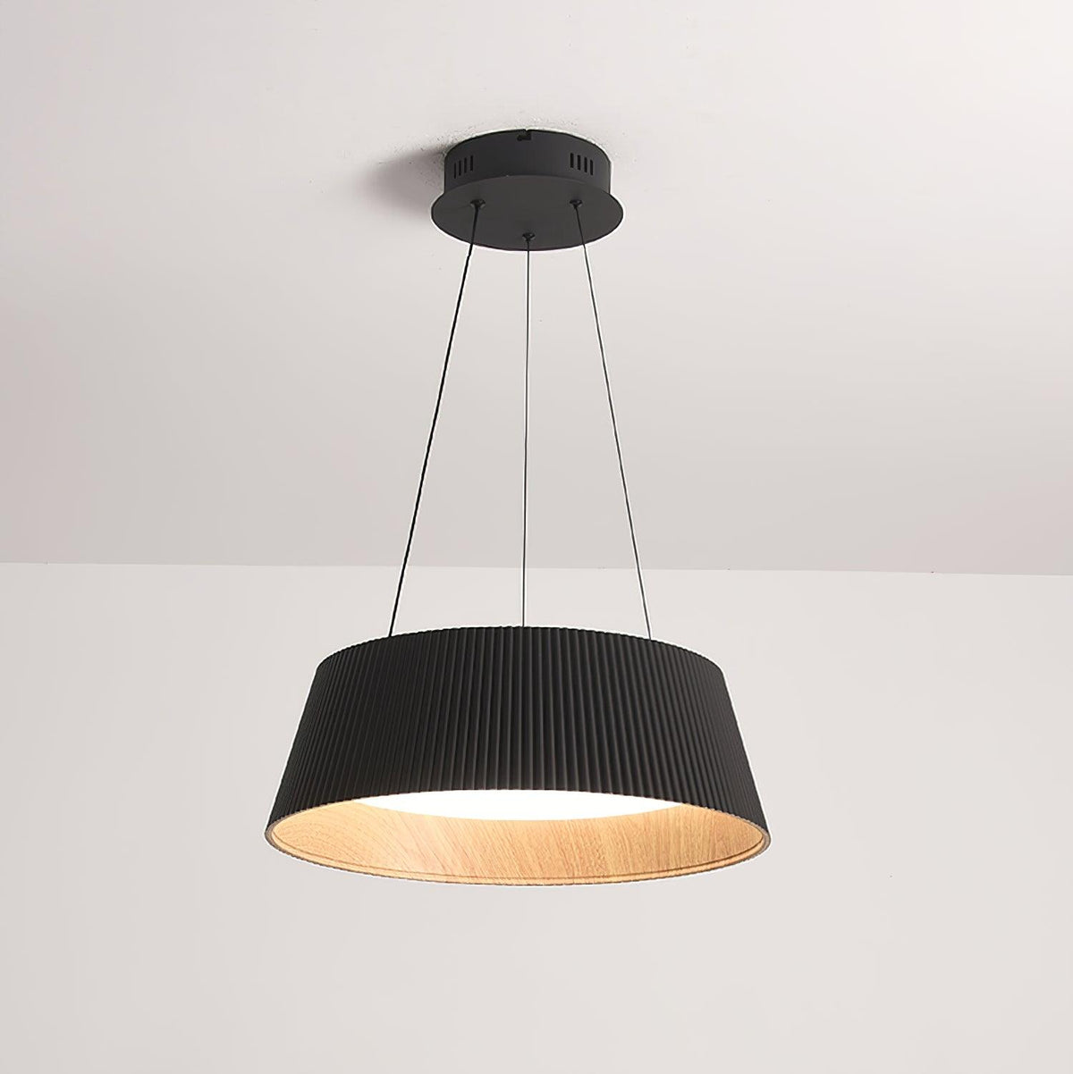 Eru klassisk minimalistisk pendellampa