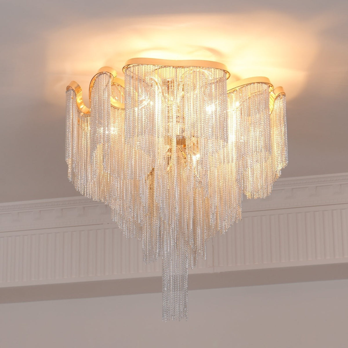 Mevrin modern taklampa med tofsar och konstnärlig design