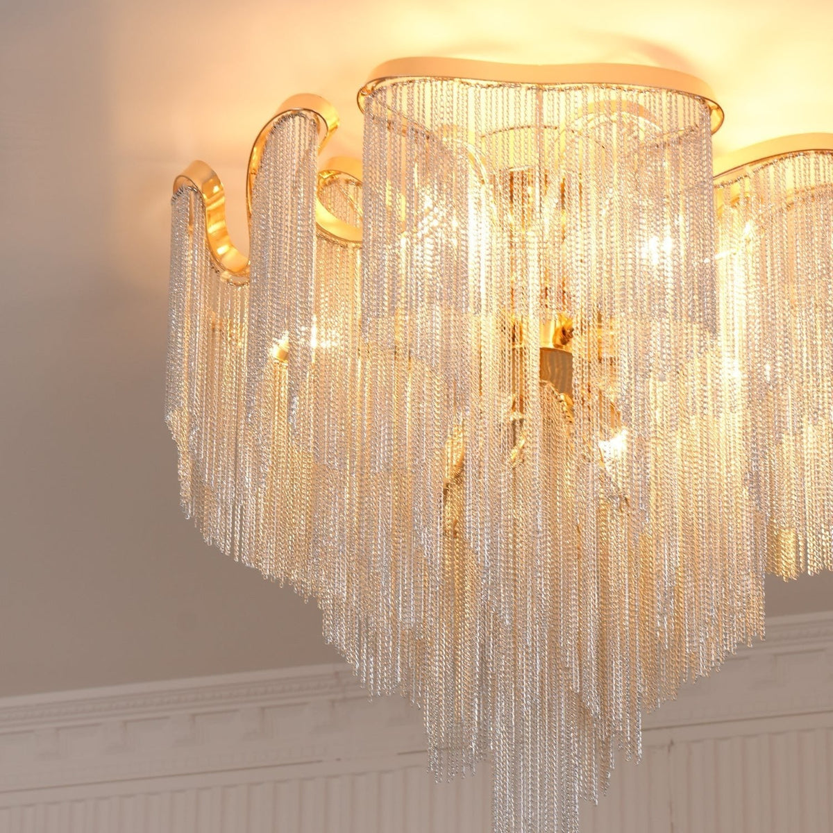 Mevrin modern taklampa med tofsar och konstnärlig design
