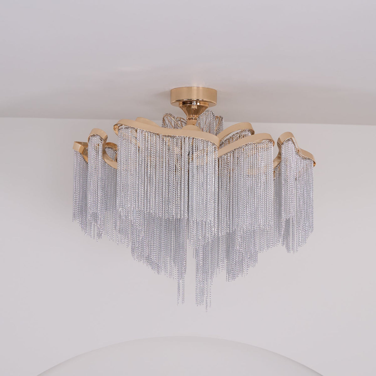 Mevrin modern taklampa med tofsar och konstnärlig design