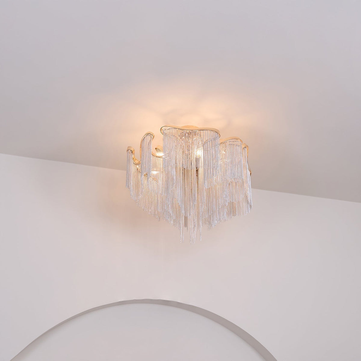 Mevrin modern taklampa med tofsar och konstnärlig design
