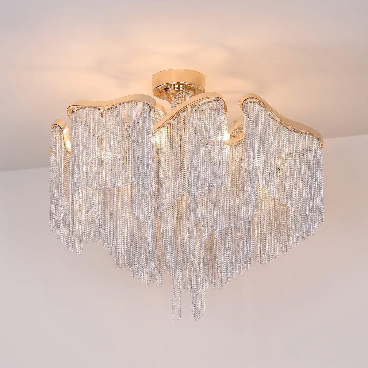 Mevrin modern taklampa med tofsar och konstnärlig design