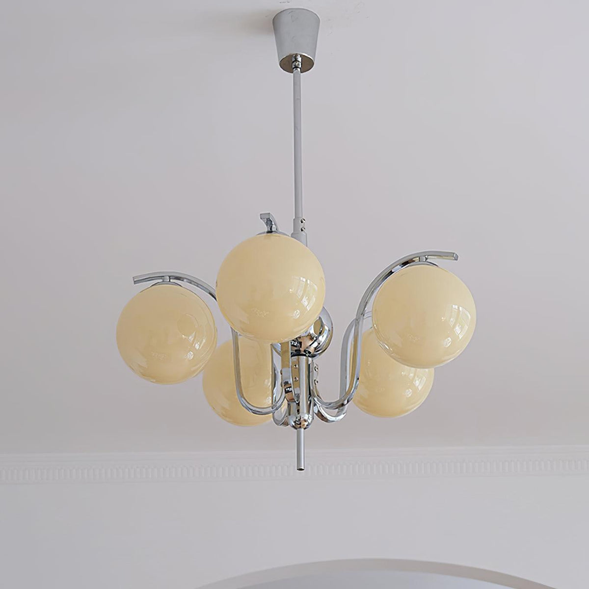 Eiroaria lysekrone i krom og glas, art deco, elegant