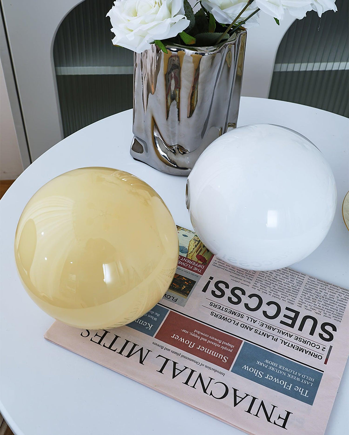 Eiroaria lysekrone i krom og glas, art deco, elegant