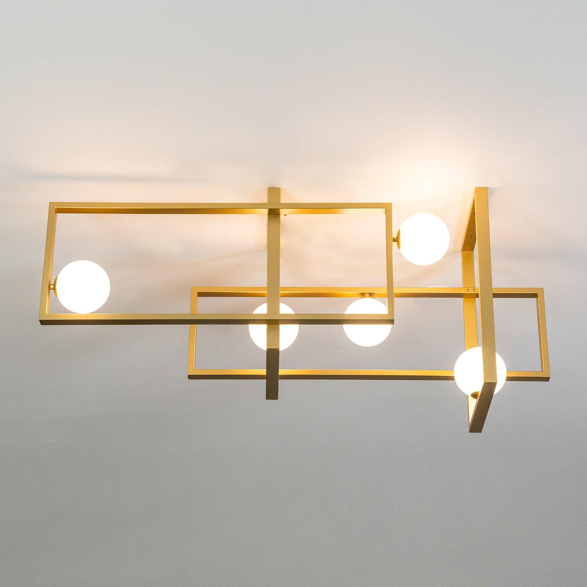 Veliiel moderne geometrisk Mondrian-lysekrone i glas og messing