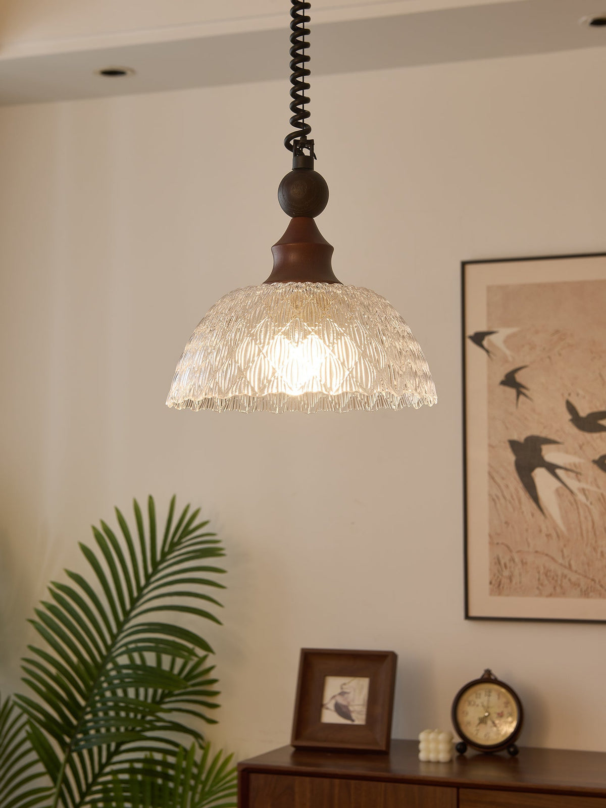Nydoreth elegant vintage kunstnerisk pendellampe i træ