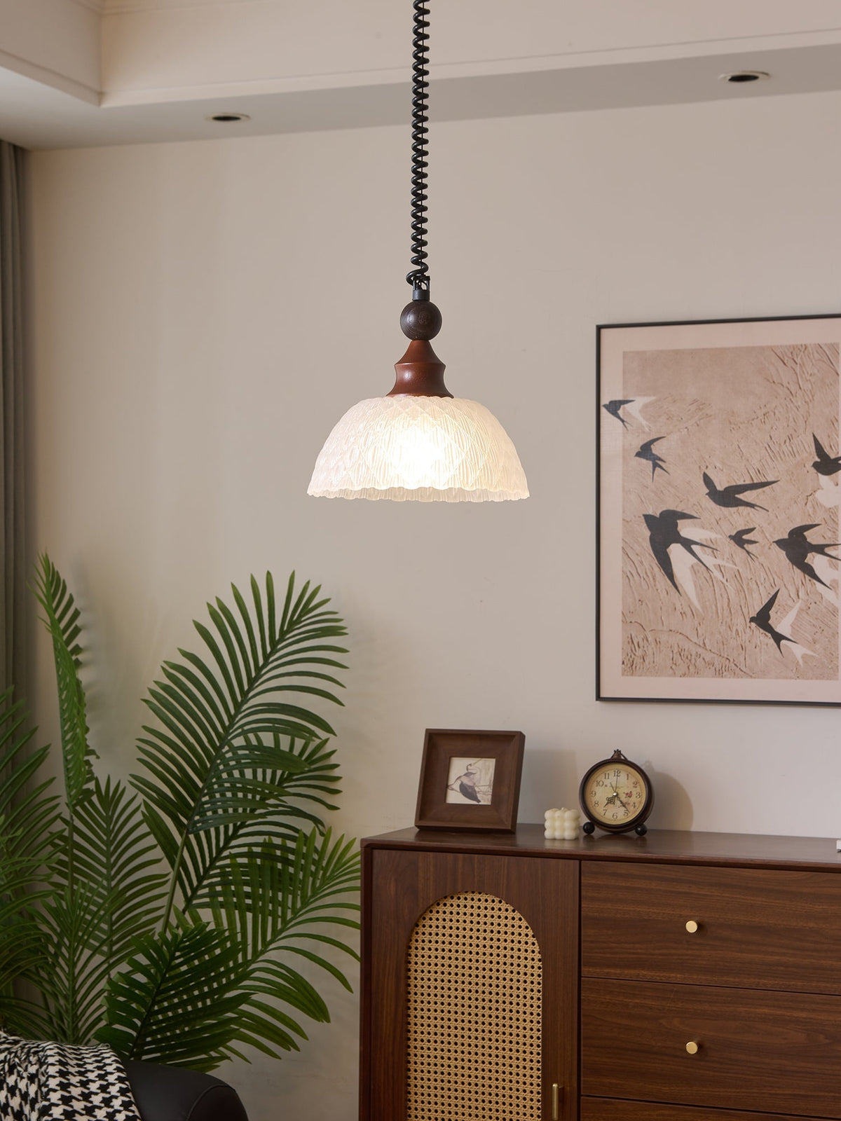 Nydoreth elegant vintage kunstnerisk pendellampe i træ