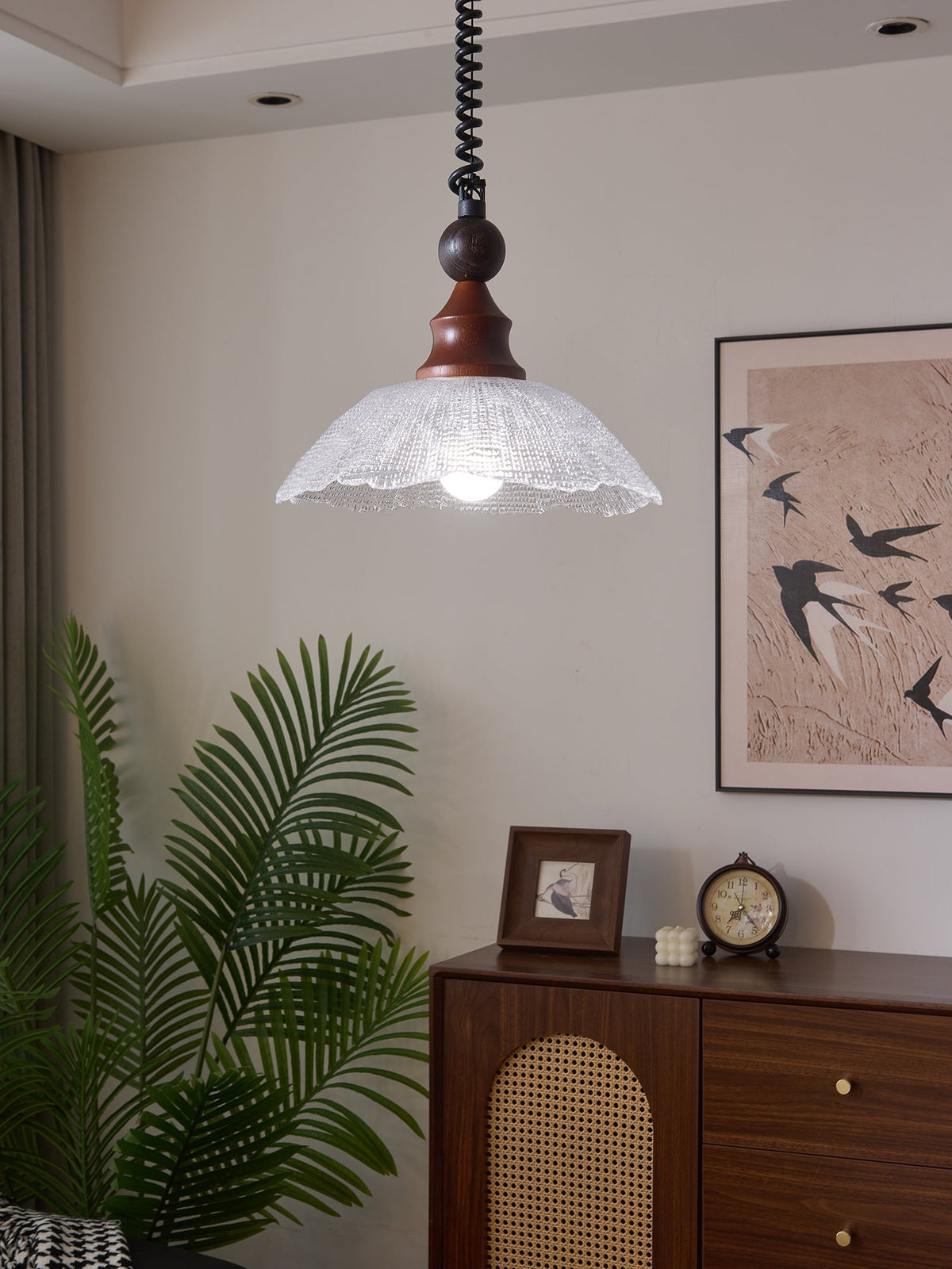 Nydoreth elegant vintage kunstnerisk pendellampe i træ