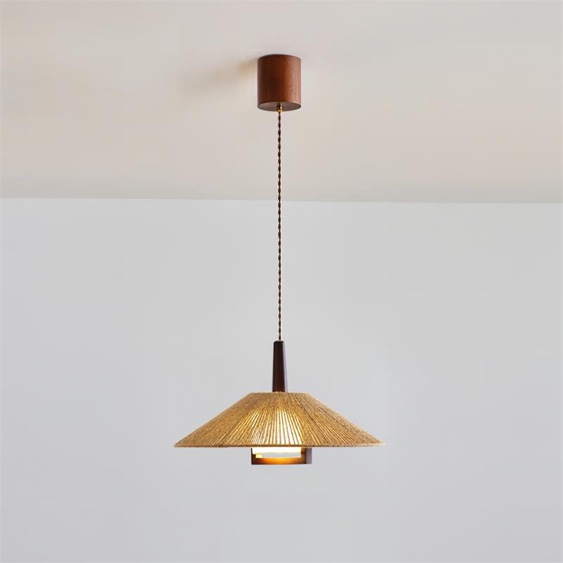 Fidoya kegleformet pendellampe i flettet rattan
