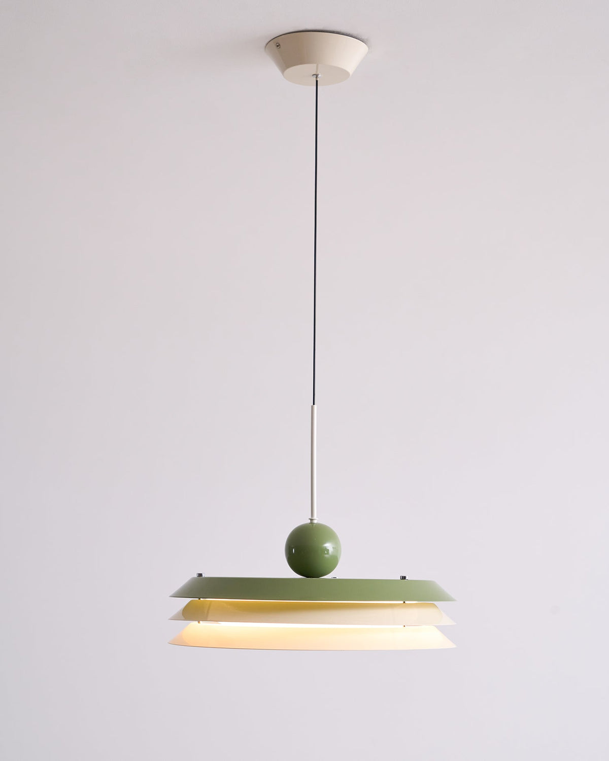 Ciriena moderne pendellampe med lag