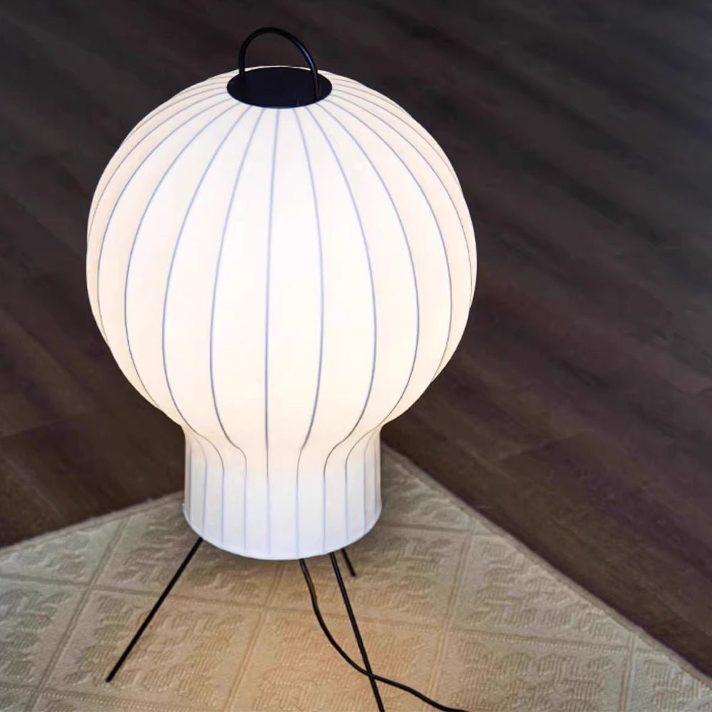 Candeeiro de pé Balloon minimalista em seda