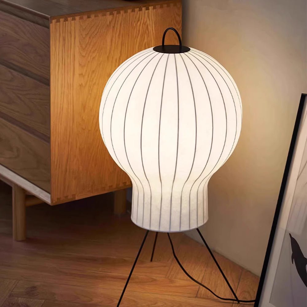 Candeeiro de pé Balloon minimalista em seda