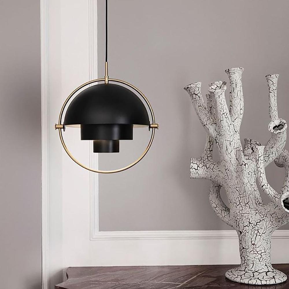 Miruaine pendellampe med deform kugle i guld
