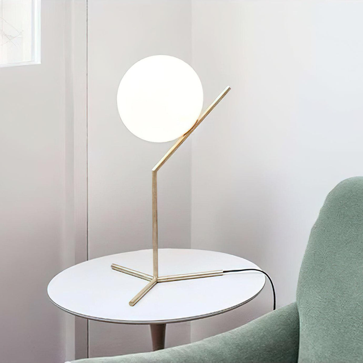 Velirelia bordslampa