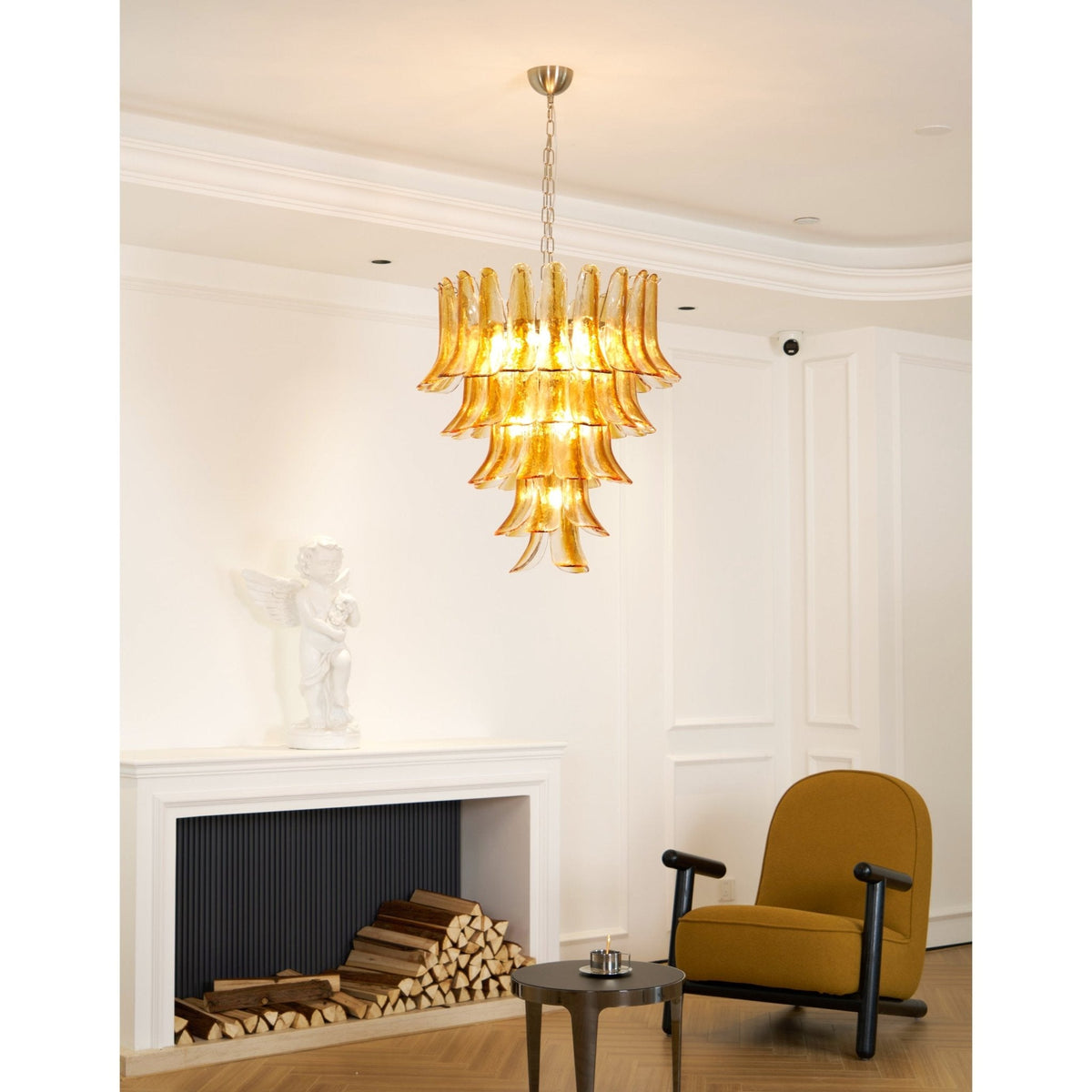 Lustre em vidro Murano âmbar com lírios em camadas, peça central Liorisissa