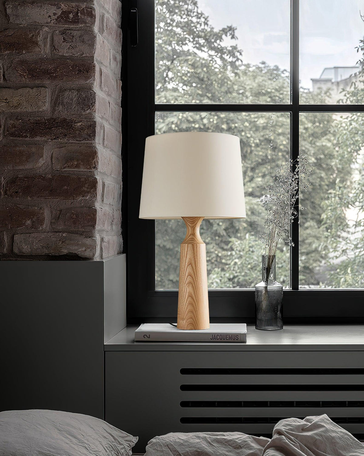 Harry modern bordslampa i trä