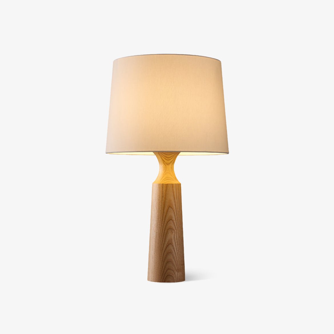 Harry modern bordslampa i trä