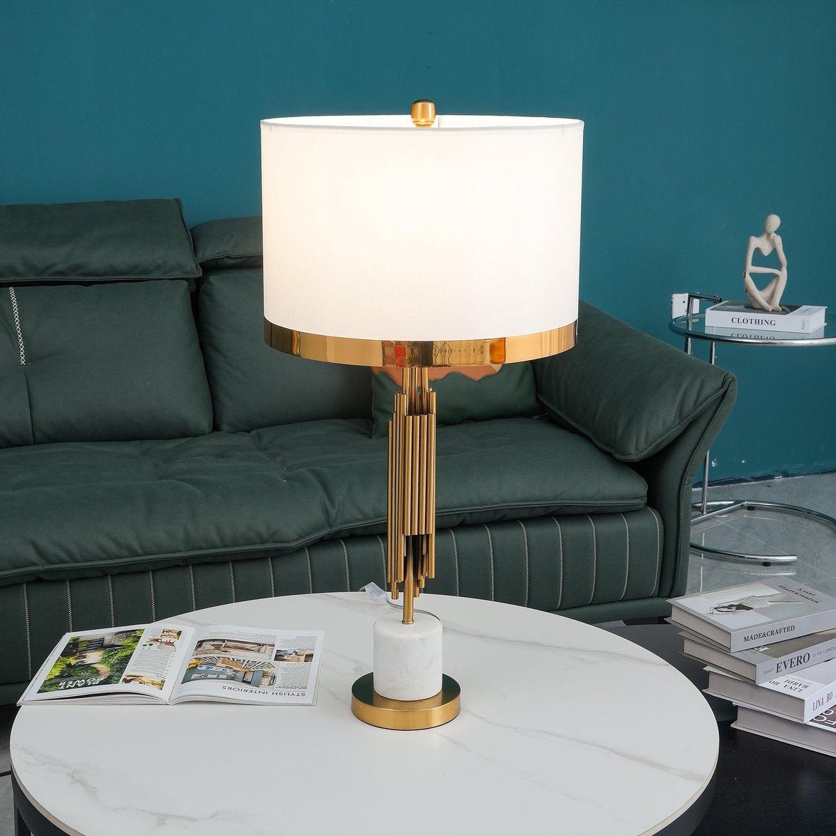 Opus Art Deco-bordlampe i marmor