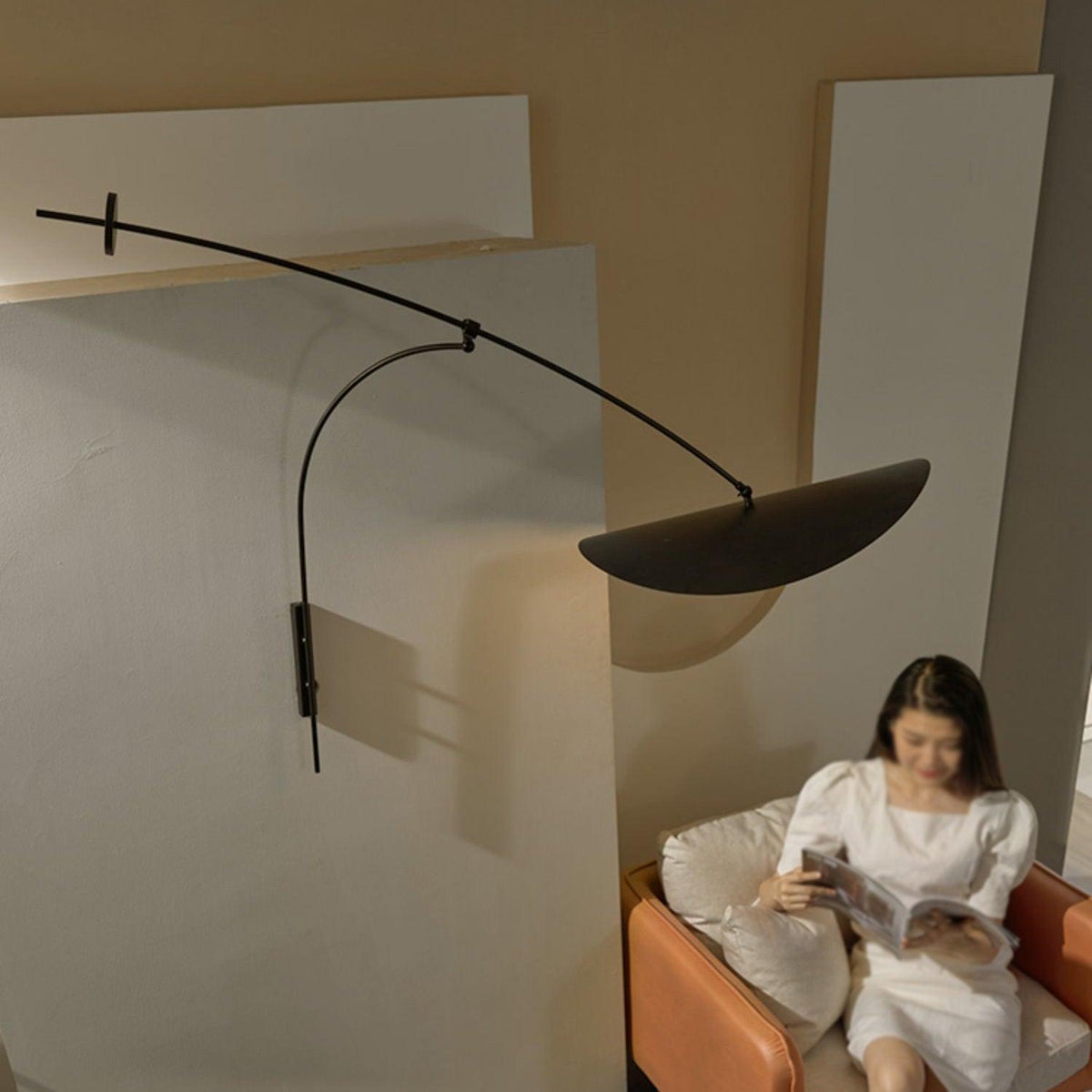 Tirove minimalistisk væglampe i glas