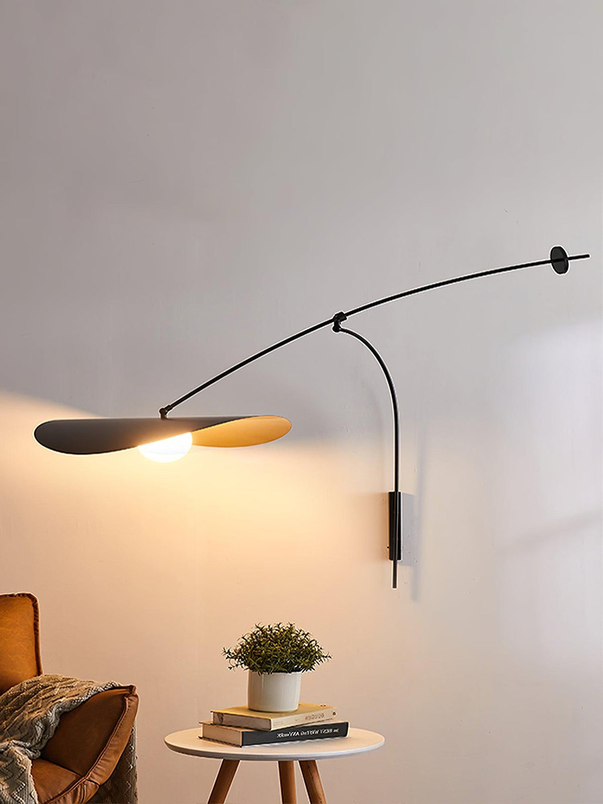 Tirove minimalistisk væglampe i glas