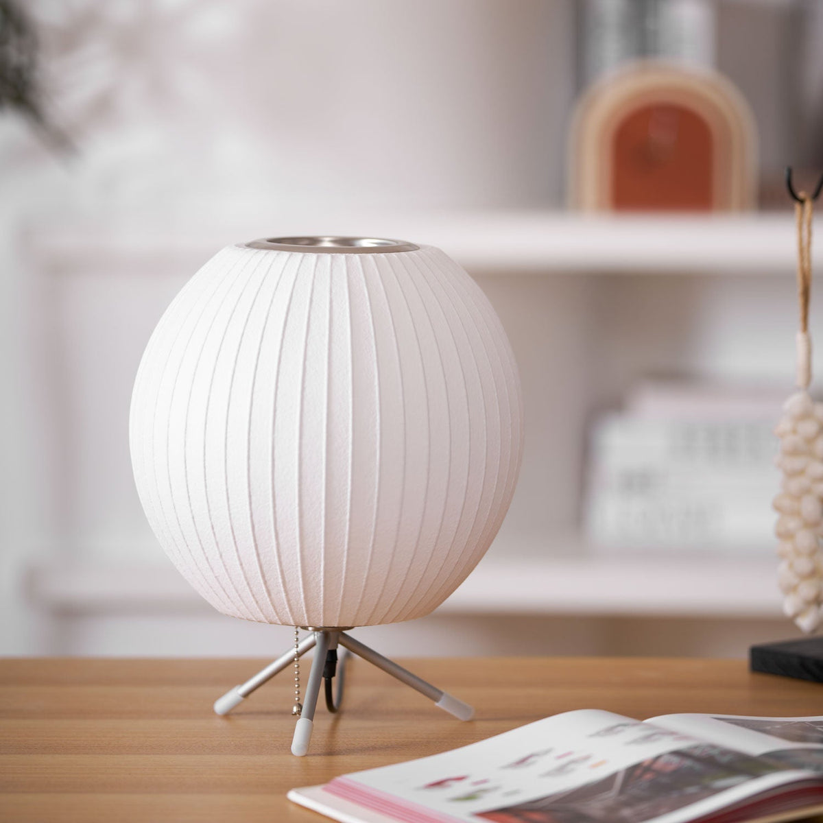 Candeeiro de mesa minimalista Rostix em aço