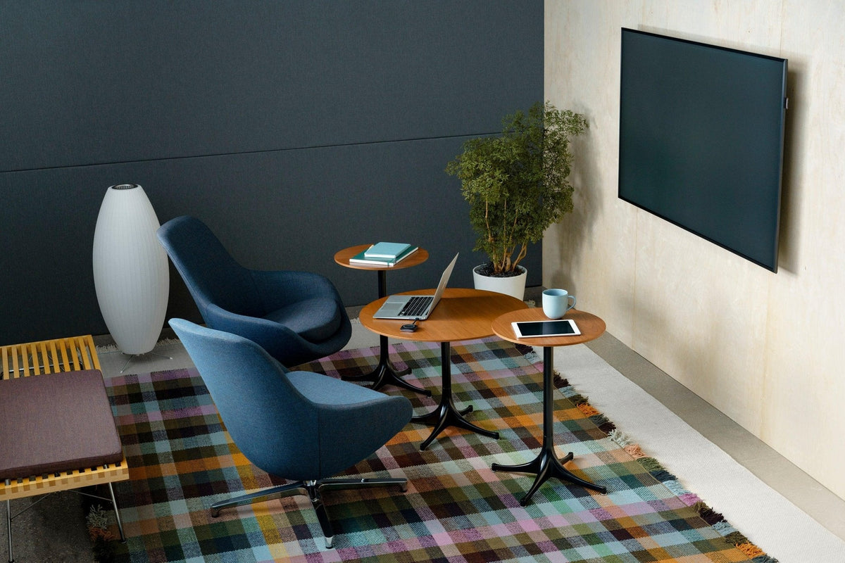 Candeeiro de mesa minimalista Rostix em aço