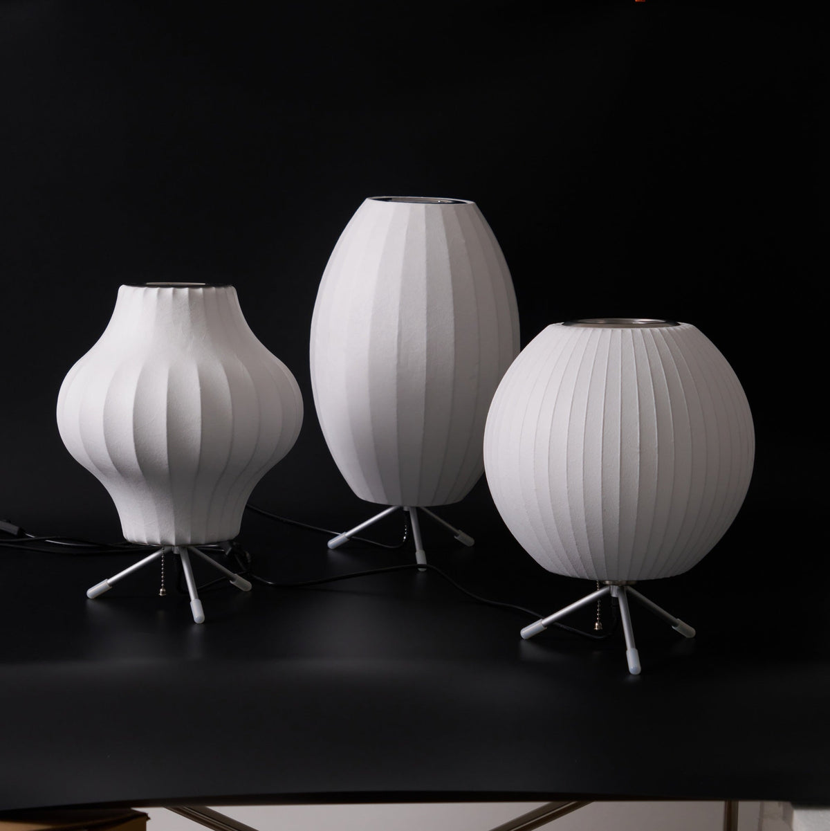 Candeeiro de mesa minimalista Rostix em aço