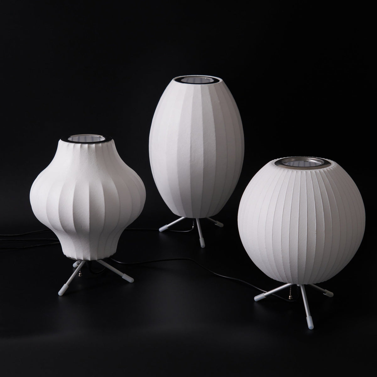 Candeeiro de mesa minimalista Rostix em aço