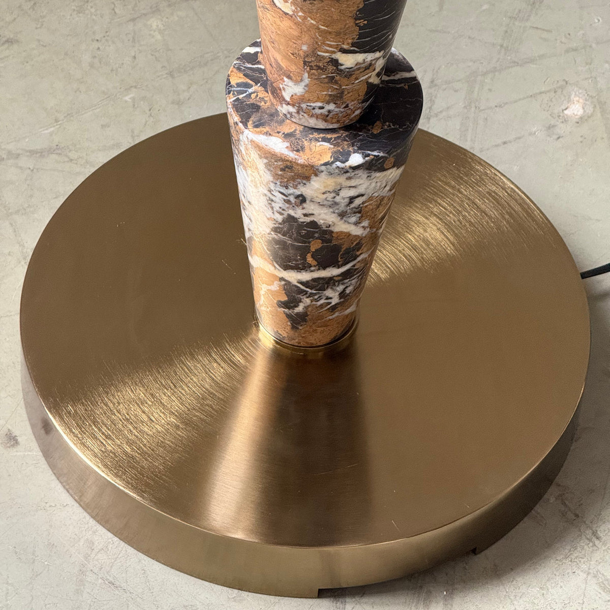 Mirerielle-gulvlampe