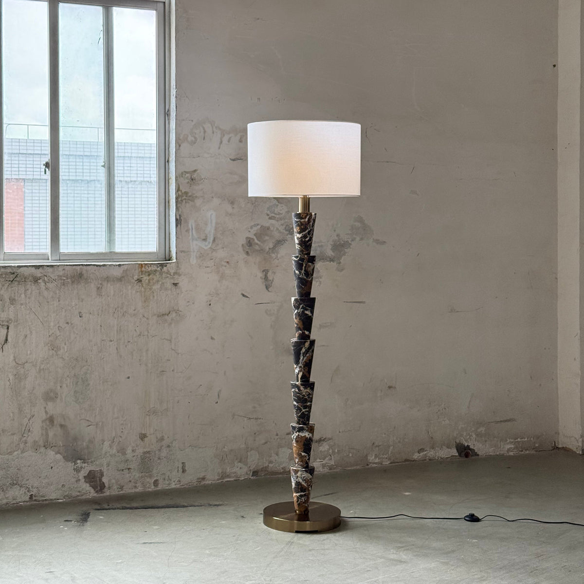 Mirerielle-gulvlampe