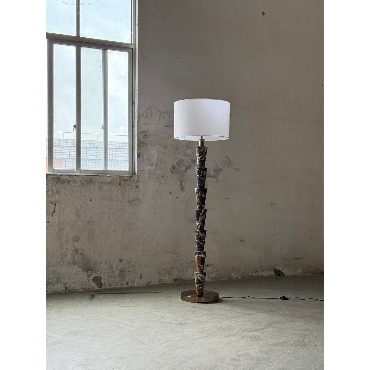 Mirerielle-gulvlampe